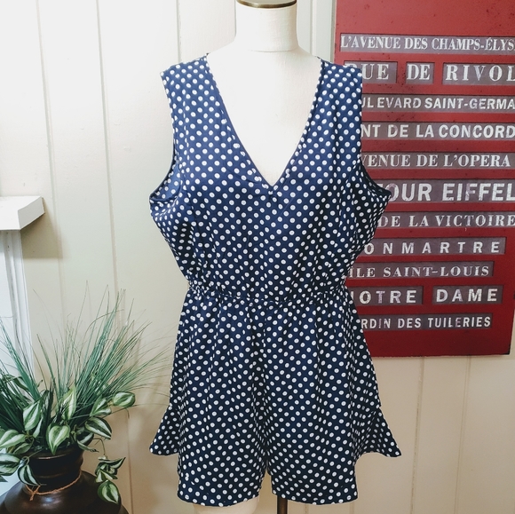 AX Paris Curve | 16 Plus Polka Dot Romper navy - Picture 5 of 15